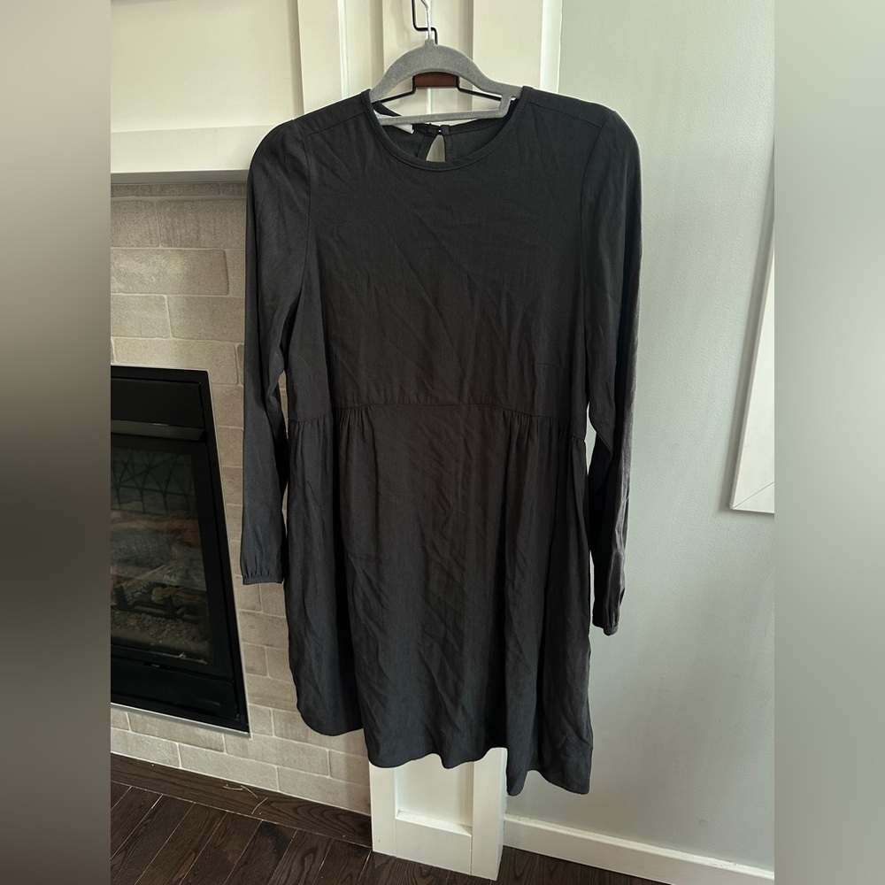 Lost in layers Black Long Sleeve Sheath Dress| size xs